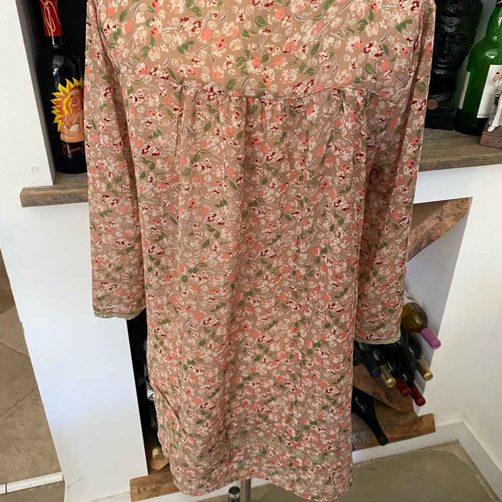 Sheer blouse - Picture 4 of 5